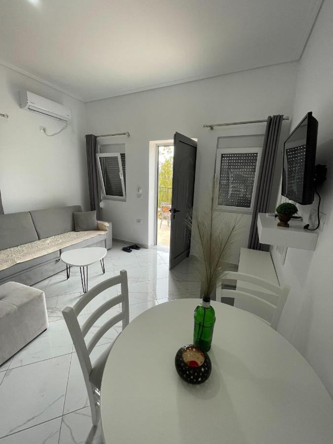 Sky Apartments Sarandë Exterior foto
